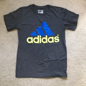 Adidas Tshirt